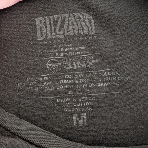 Blizzard Overwatch Grey Graphic T-Shirt - Women's Medium - Picture 3 of 5
